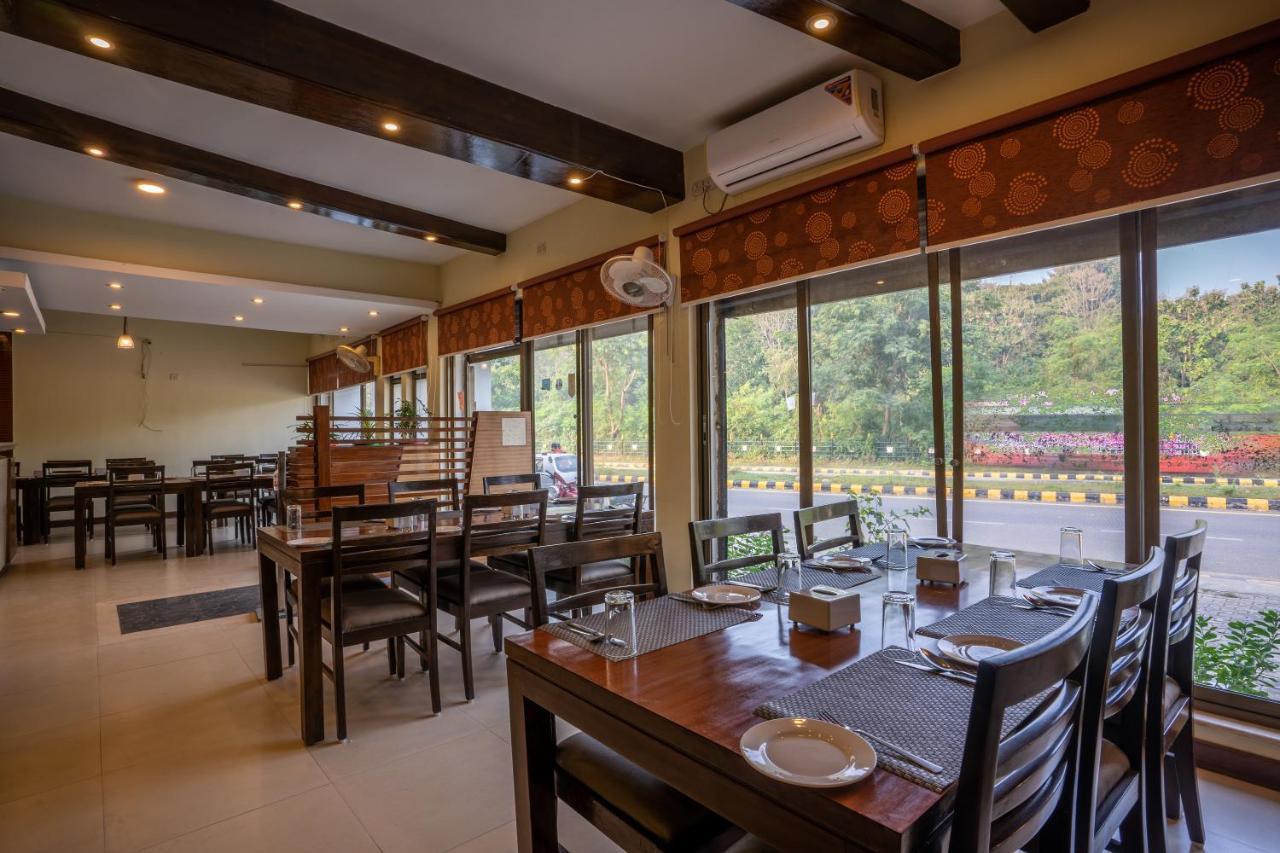 Hotel Peaceland Lumbini Exterior photo