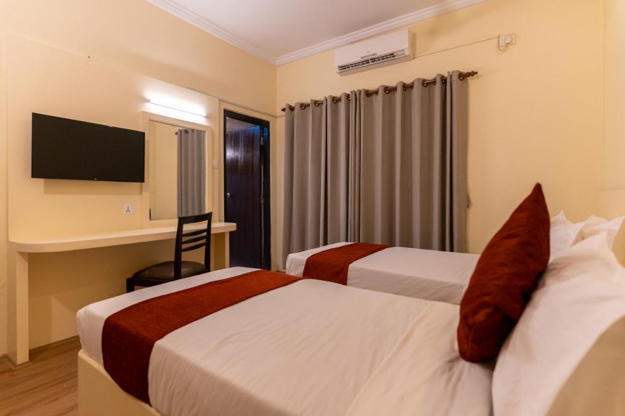 Hotel Peaceland Lumbini Exterior photo